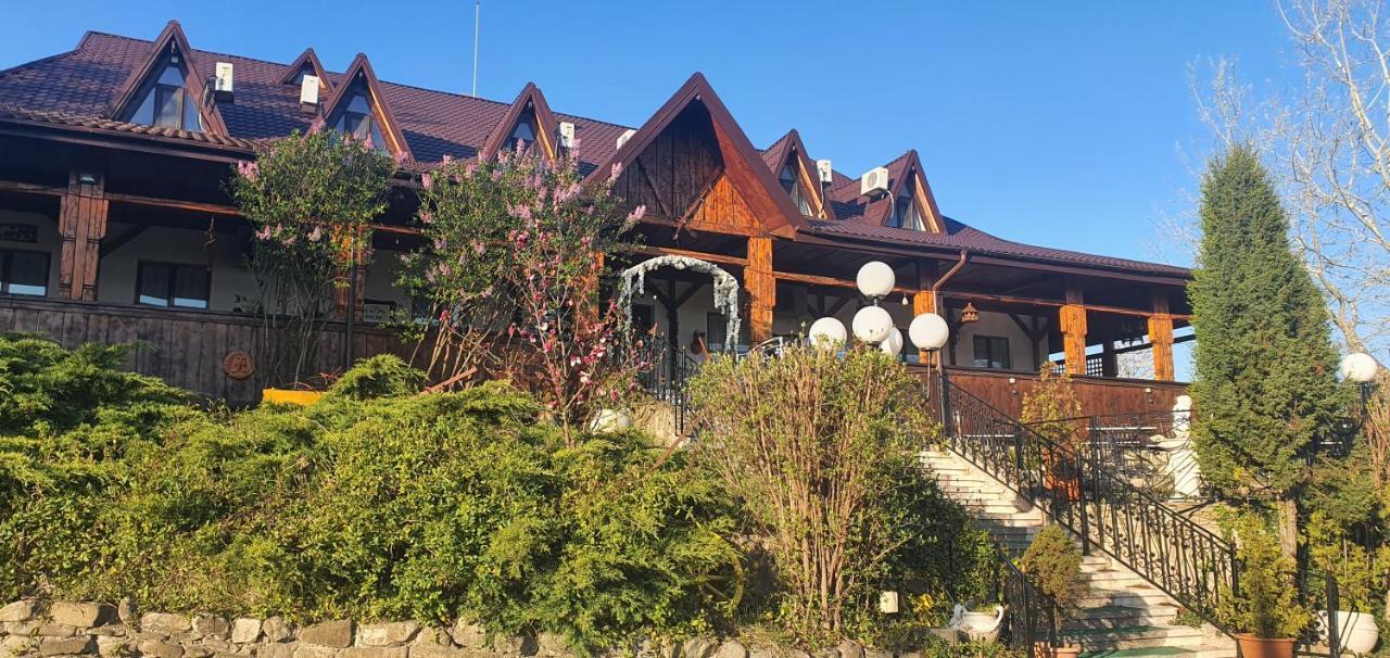 Casa Boiereasca Hotel Iasi Buitenkant foto