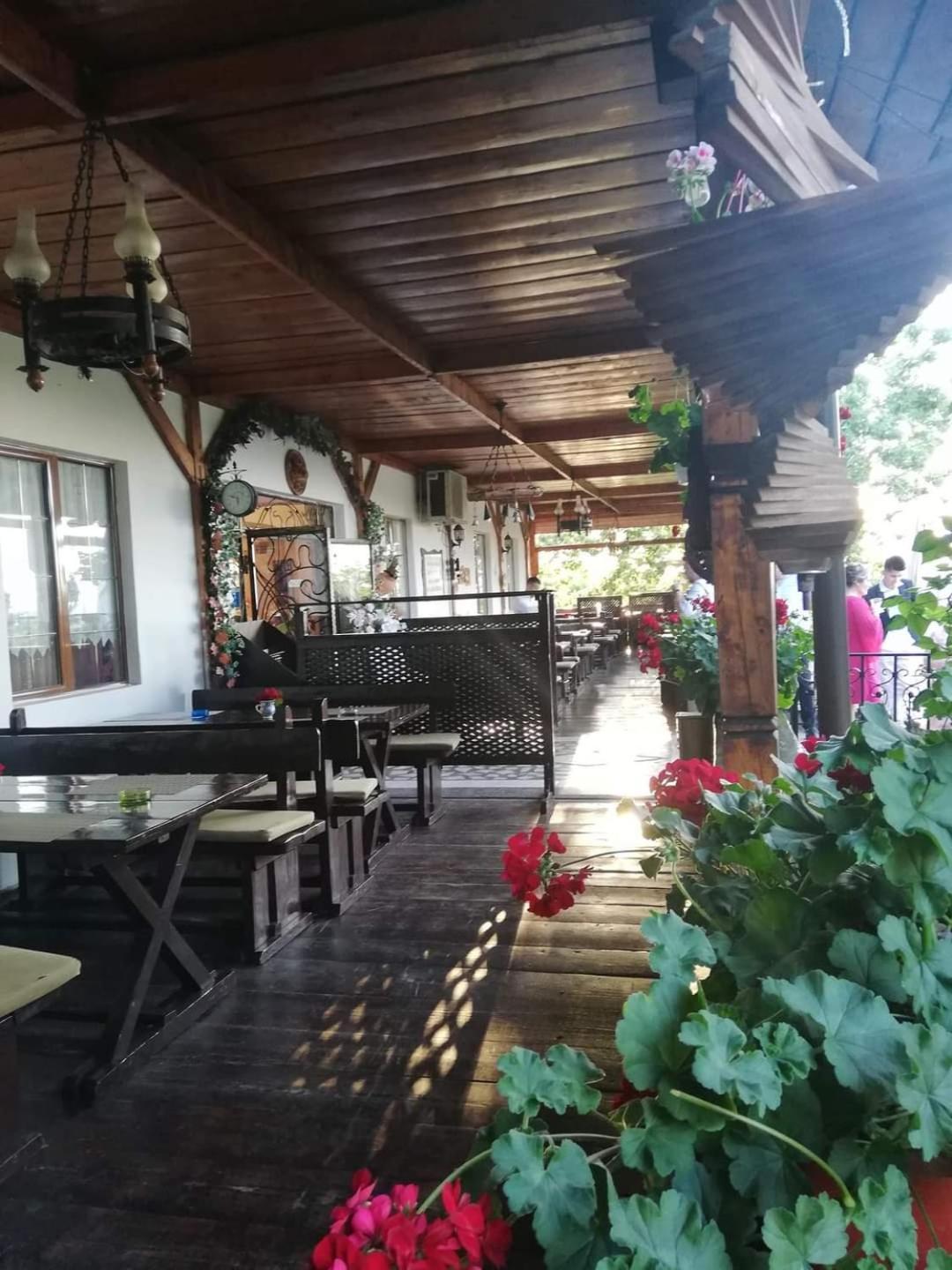 Casa Boiereasca Hotel Iasi Buitenkant foto