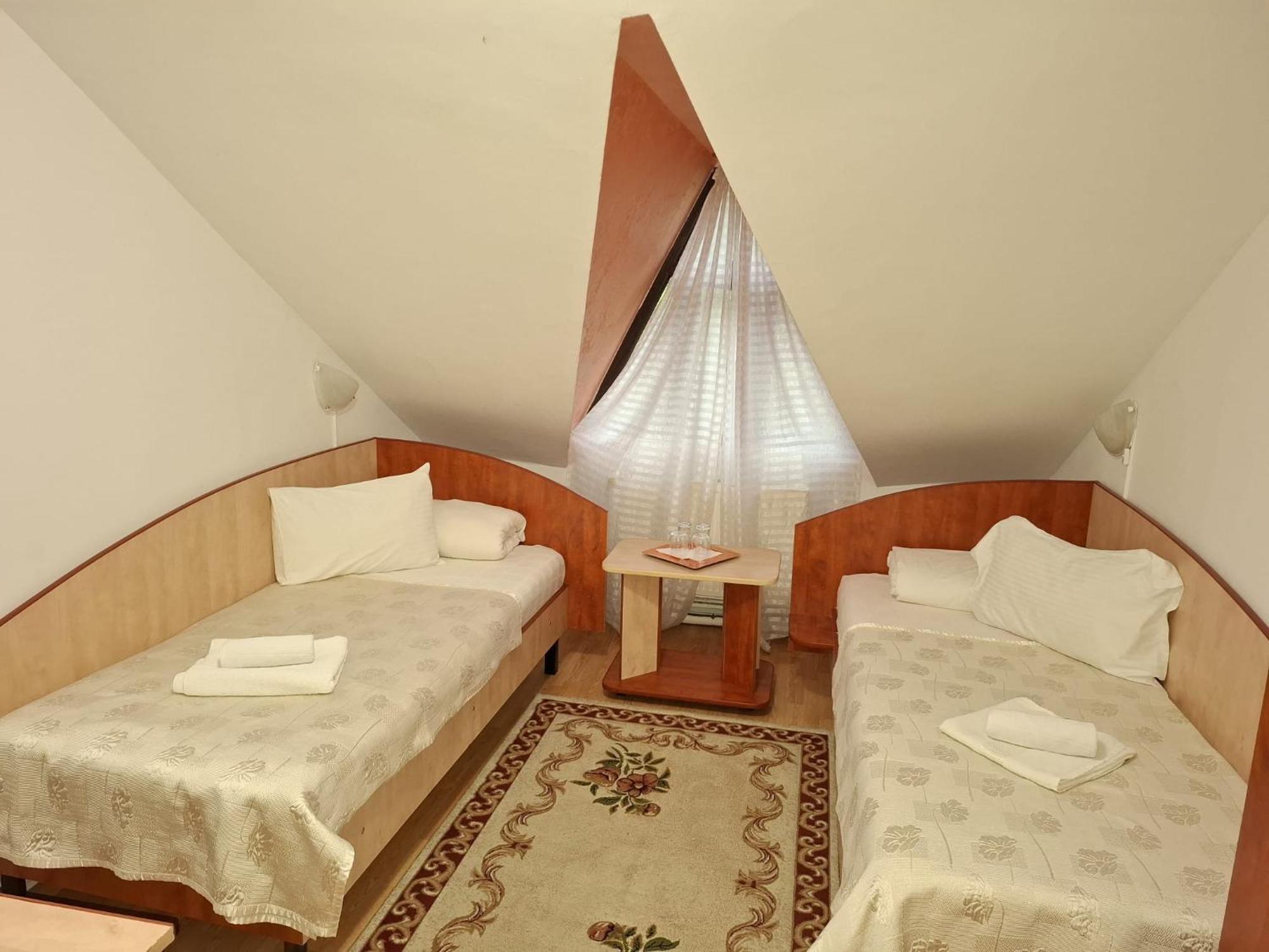 Casa Boiereasca Hotel Iasi Buitenkant foto