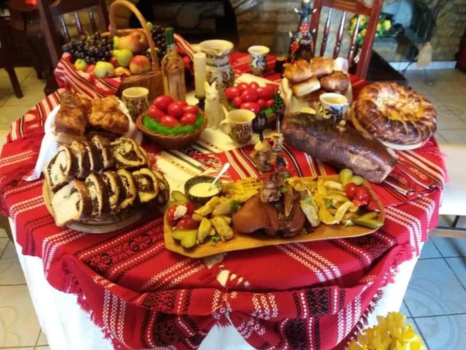 Casa Boiereasca Hotel Iasi Buitenkant foto