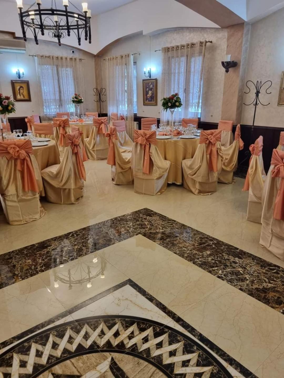 Casa Boiereasca Hotel Iasi Buitenkant foto