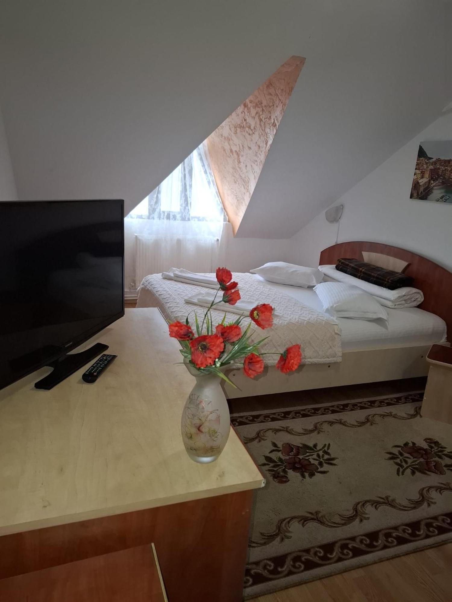 Casa Boiereasca Hotel Iasi Buitenkant foto